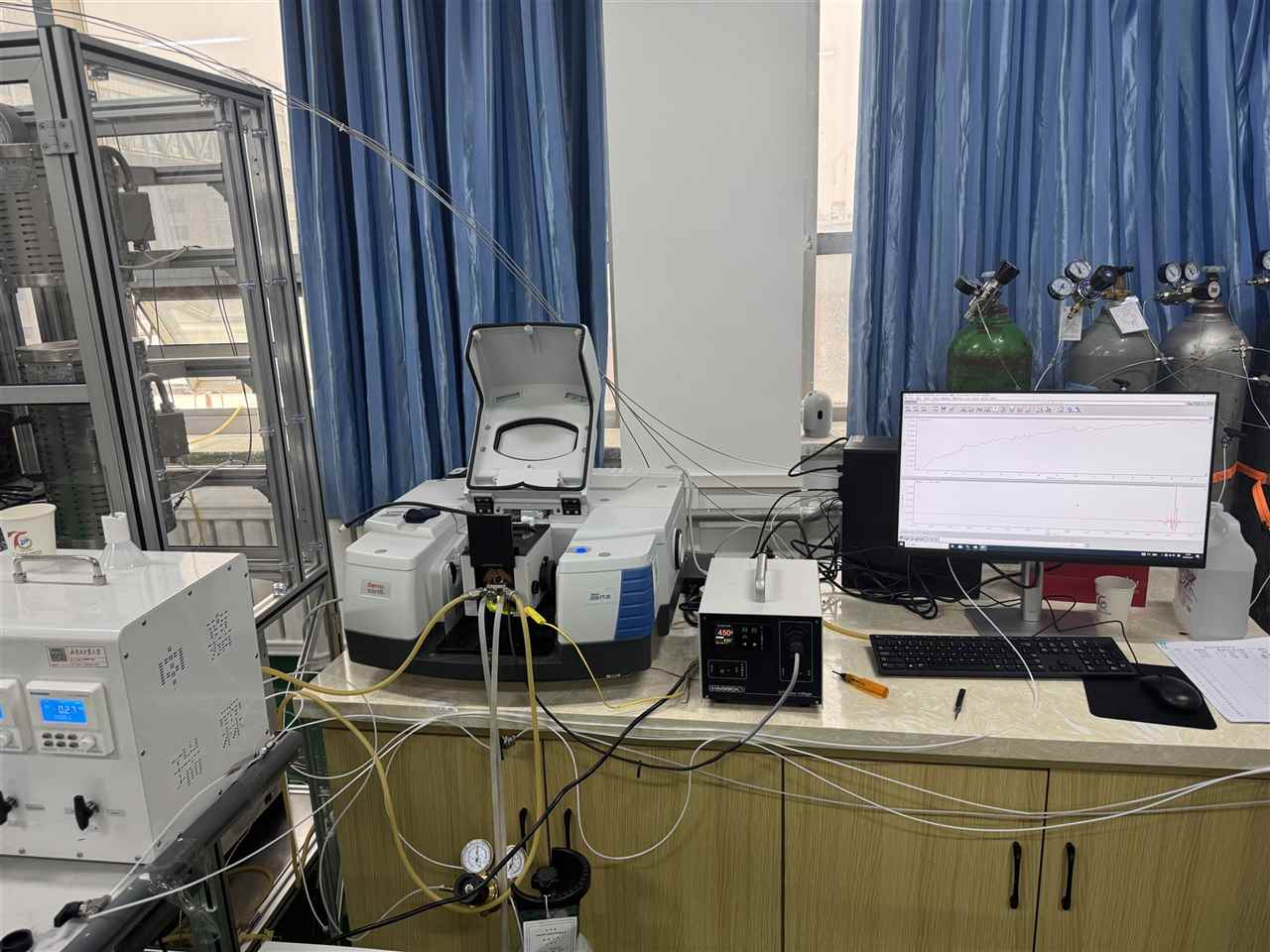 多功能原位催化反应研究系统